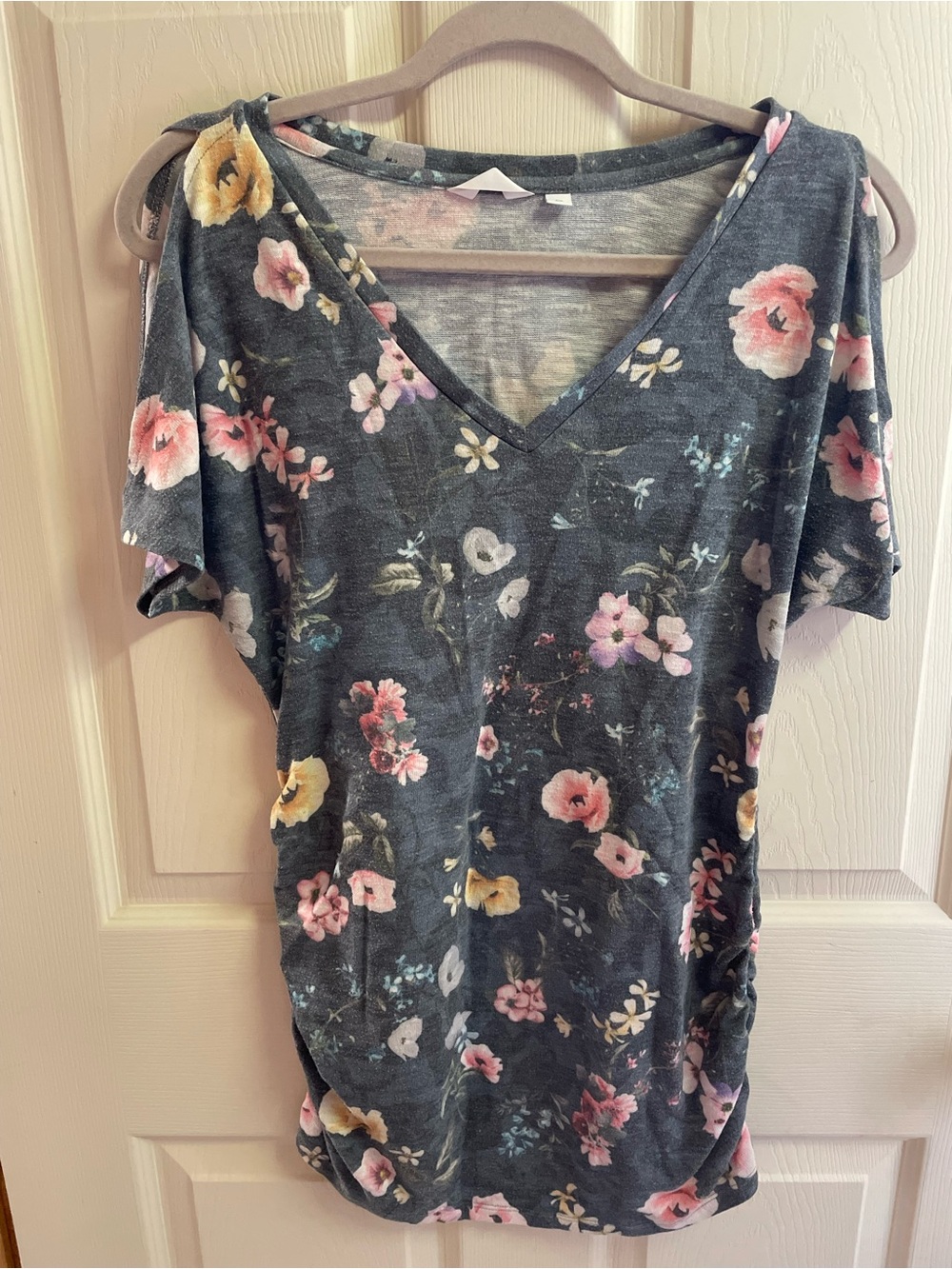 Maternity Charcoal’s Floral V-Neck Top - Soft Short Sleeve